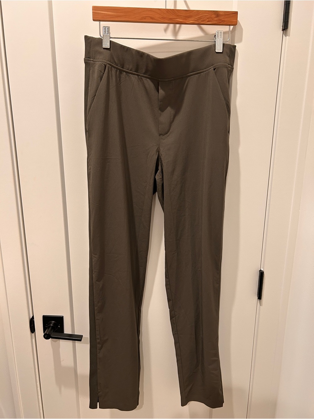 Athleta Brooklyn Olive Green High-Waist Active Pants 10 Tall